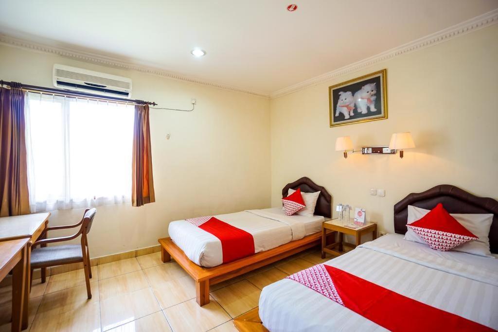 Yuta Hotel Manado